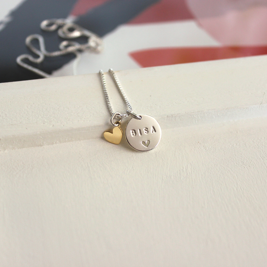 Colar VOVÓ/BISA/MÃE prata com coração em ouro 18k