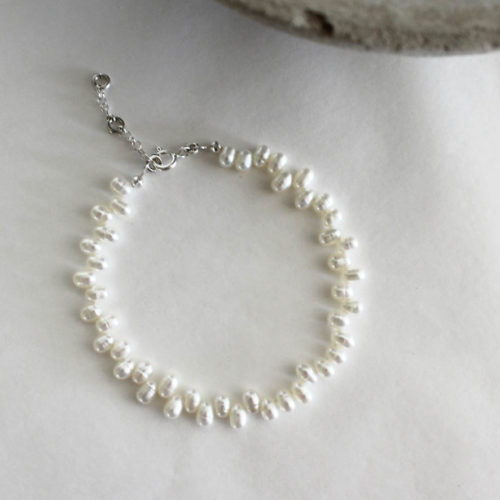 Pulseira pérolas com furo lateral - pérola de água doce - prata 960
