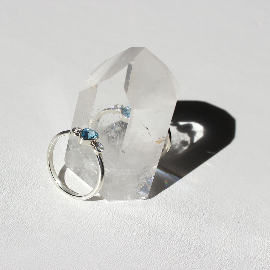 Aliança/anel Céu - em ouro 18k