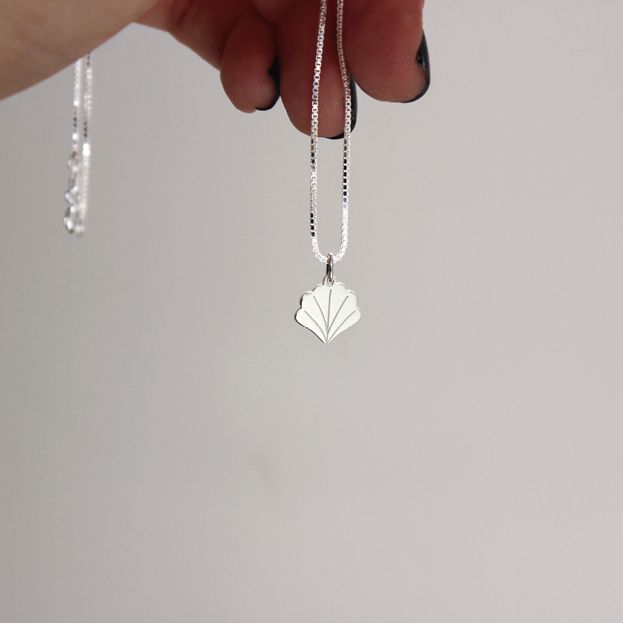 Colar concha em prata 960