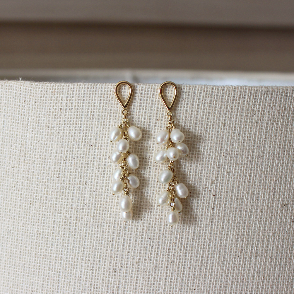 Brinco Corrente de pérola em ouro amarelo 18k